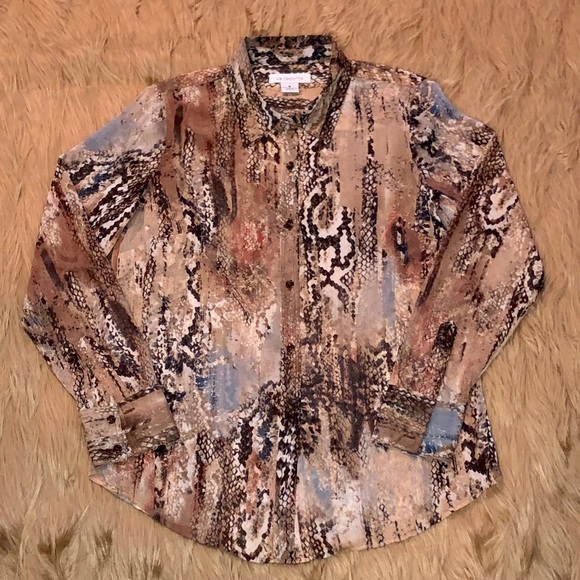LIZ CLAIBORNE—LONG SLEEVE SHEER SNAKESKIN PRINT TOP—GORGEOUS!! EUC/LIKE NEW!! - Picture 4 of 9